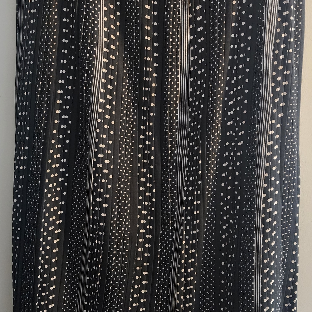 Serengeti Black Garment